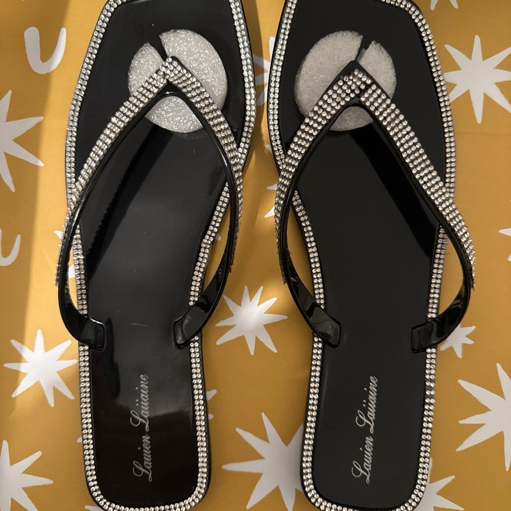 Lauren Lorraine Black Sandals with Silver Accents